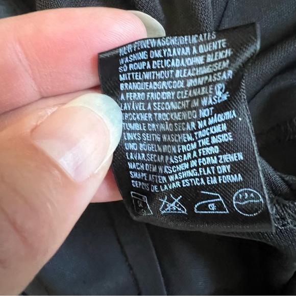 LAURÈL JEANS (Escada) classic black button up shirt
EUC - Picture 9 of 10